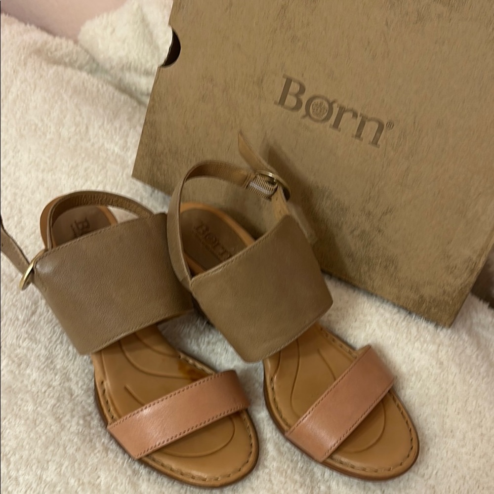 Born Quality Tan and Brown Sandals